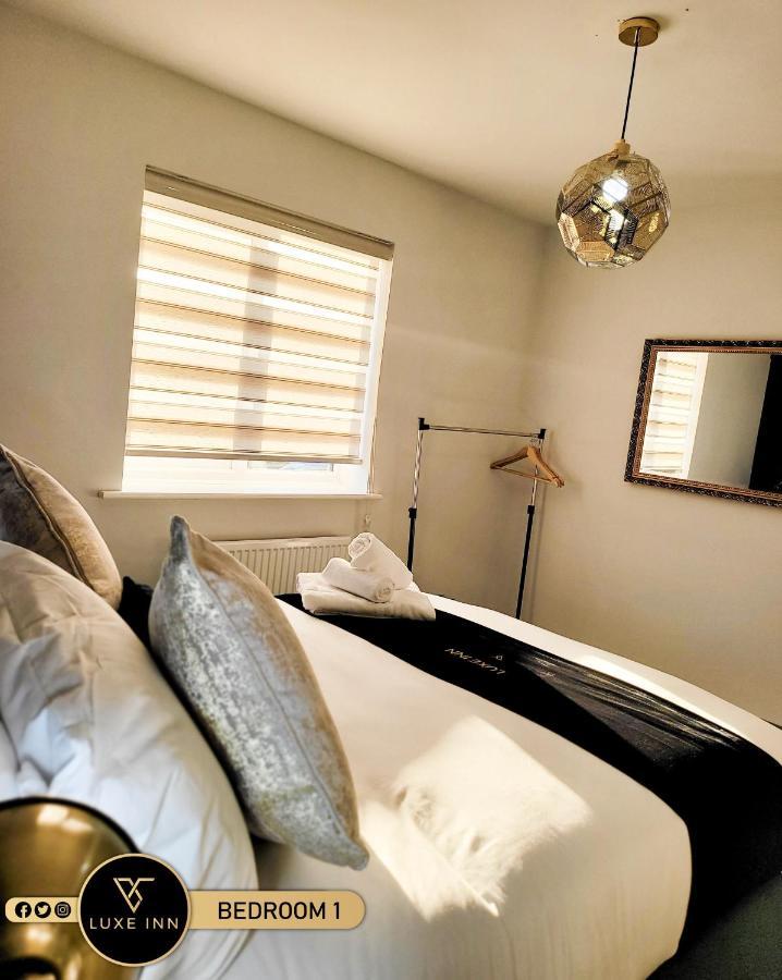Holiday home Luxe Inn, Birmingham Airport & Nec, Free Parking Marston Green