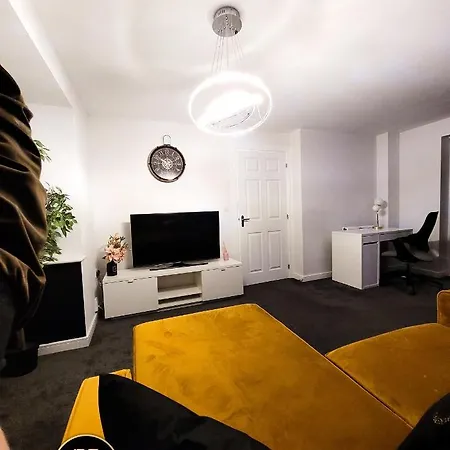 Luxe Inn, Birmingham Airport & Nec, Free Parking Marston Green Exterior photo